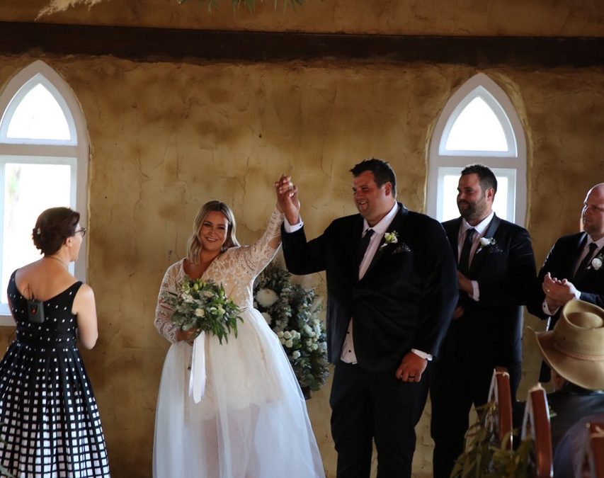 Rach Michael wedding celebrant in the Hunter Valley